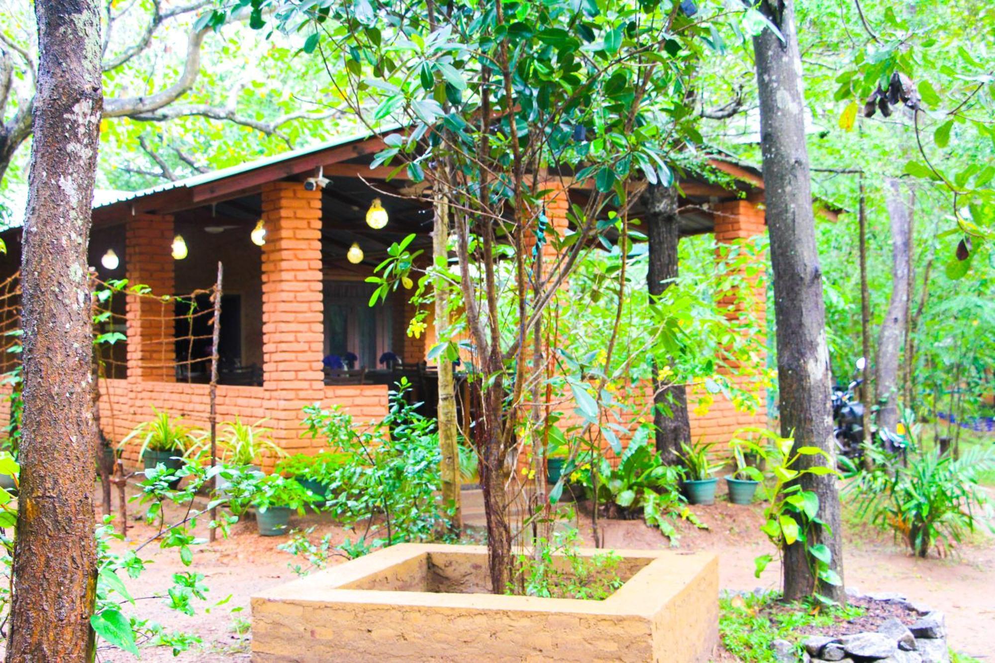 Lotus Eco Villa Sigiriya Exterior foto